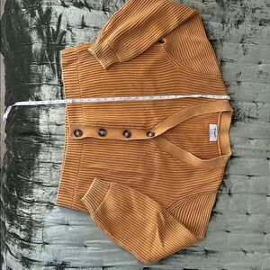 Old Navy Mustard Yellow Women's Sweater